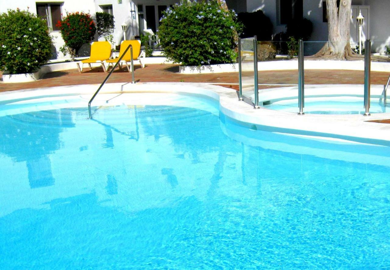 Apartamentos Tamarindos Puerto del Carmen  Exterior photo